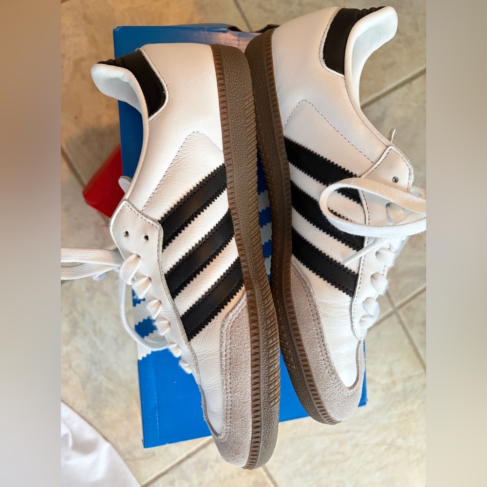 OG Adidas Samba White with Black Stripes - Picture 2 of 10